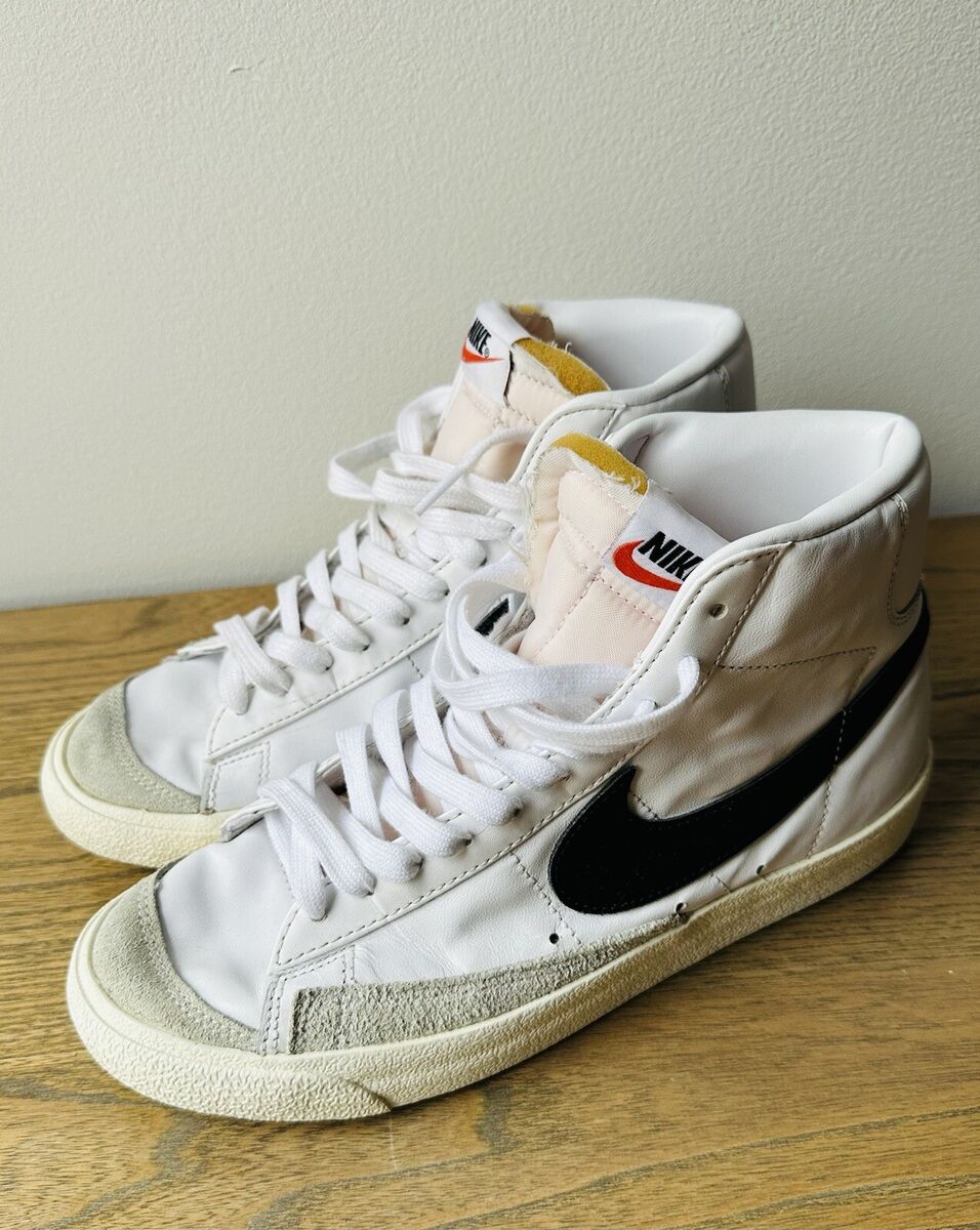 Used Nike Blazer Mid 77 Vintage White Black Sneakers Men's 8 Used Nike Blazer Mid 77 Vintage White Black Sneakers Men's 8