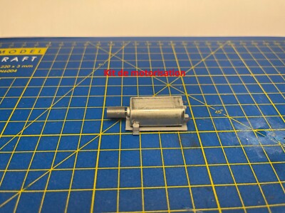 820654_8 820654_8