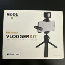 RODE VLOGGER KIT IOS EDITION MOBILE FILMMAKING KIT FOR (iPhone & iPod) Open Box