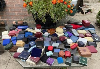 Job Lot of 100 Empty Jewellery Boxes Vintage And Modern