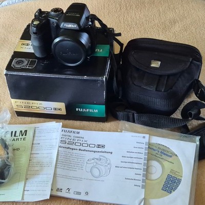 Fujifilm FinePix S Series S2000HD 10.0MP, 15-fach Zoom - neuwertig