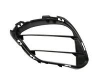 Stoßstangengitter vorne rechts für: MERCEDES CLA C118 03.19-