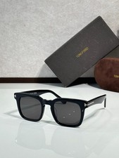 Tom Ford FT0751 Sunglasses 50  22-145 Square Frame UV400 Unisex