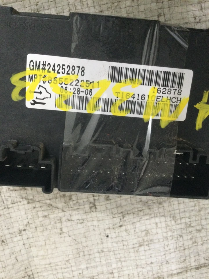 Chevrolet Silverado 1500 2010 módulo de control de caja de transferencia OEM 24252878 Foto 3 de 4