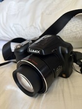Panasonic LUMIX DMC-LZ40 20.0MP Digital Camera & Case – Excellent Condition 
