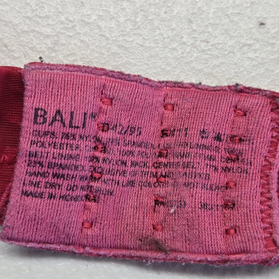 Sutiã Bali Feminino 42C Vermelho Camiseta Underwired Levemente Forrado Alças Ajustáveis - Imagem 3 de 4