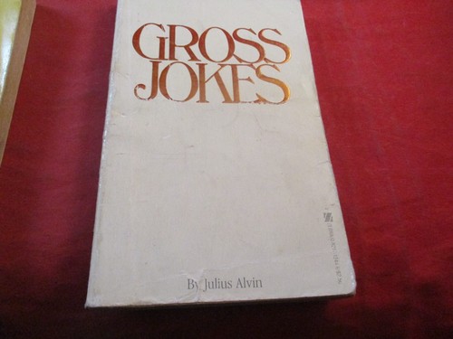 Posten 4 Retro-Witzbücher + Verrückter Leitfaden für grobe Freizeitwitze von Julius Alvin - Bild 2 von 16