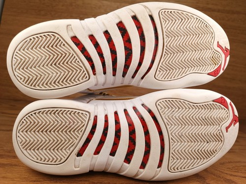 Lotto da uomo Air Jordan 12 XII Retro FIBA bianco università rosso 130690-107 taglia 8 - Foto 10 di 10