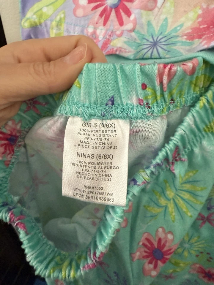 GUC - CONJUNTO DE PIJAMA DISNEY Frozen GIRL'S - LICENCIADO 6X - Imagem 4 de 4