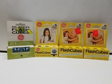 12 VINTAGE NIP GE FLASH CUBED