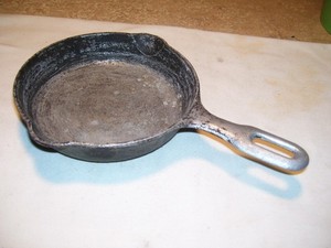 Vintage Cast Aluminum 6.5" Skillet