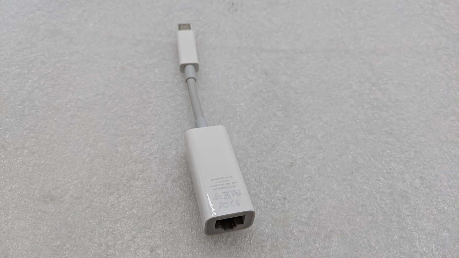 Apple Thunderbolt to Gigabit Ethernet Adapter Genuine A1433 - FREE SHIPPING