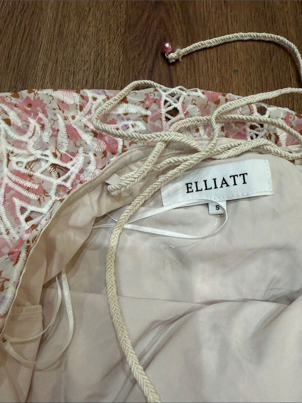 Elliatt Valencia Tiered Halter Gown Size Small image 7
