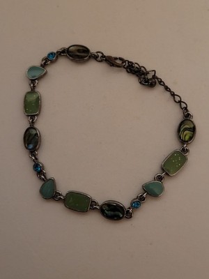Schönes grünes und blaues Abalone poliertes Muschelperlen-Gliederarmband mit Edelsteinen