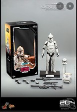 Hot Toys Star Wars Attack Of The Clones Clone Trooper 1/6 - MMS647 Sealed NIB