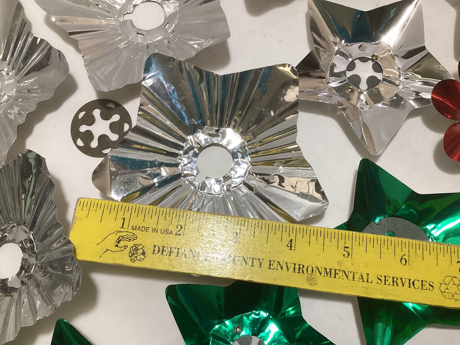 VINTAGE MIXED LOT OF 14 FOIL CHRISTMAS TREE LIGHT REFLECTORS STAR