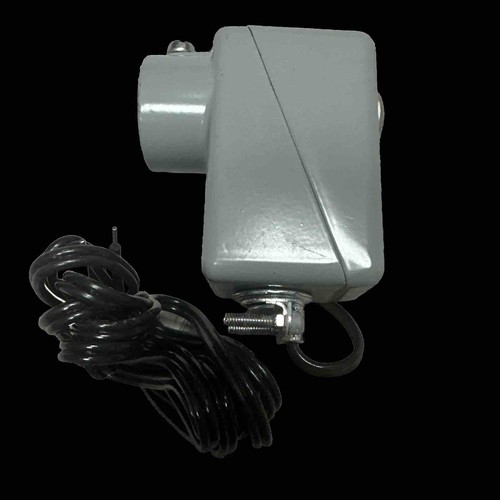 New Fireye 45UV3-1050 Ultra Violet UV Flame Sensor Monitor Scanner Unit NO BOX - Picture 4 of 5