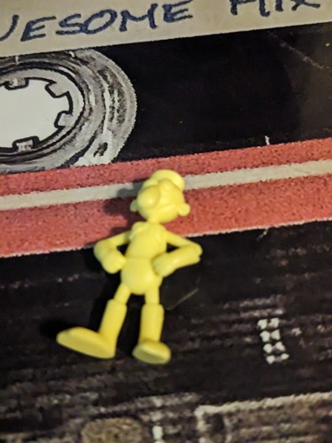 *Yellow* Spongebob Squarepants Tiny Mights Culturefly- Mix & Match 1 of 11 color - Picture 6 of 25