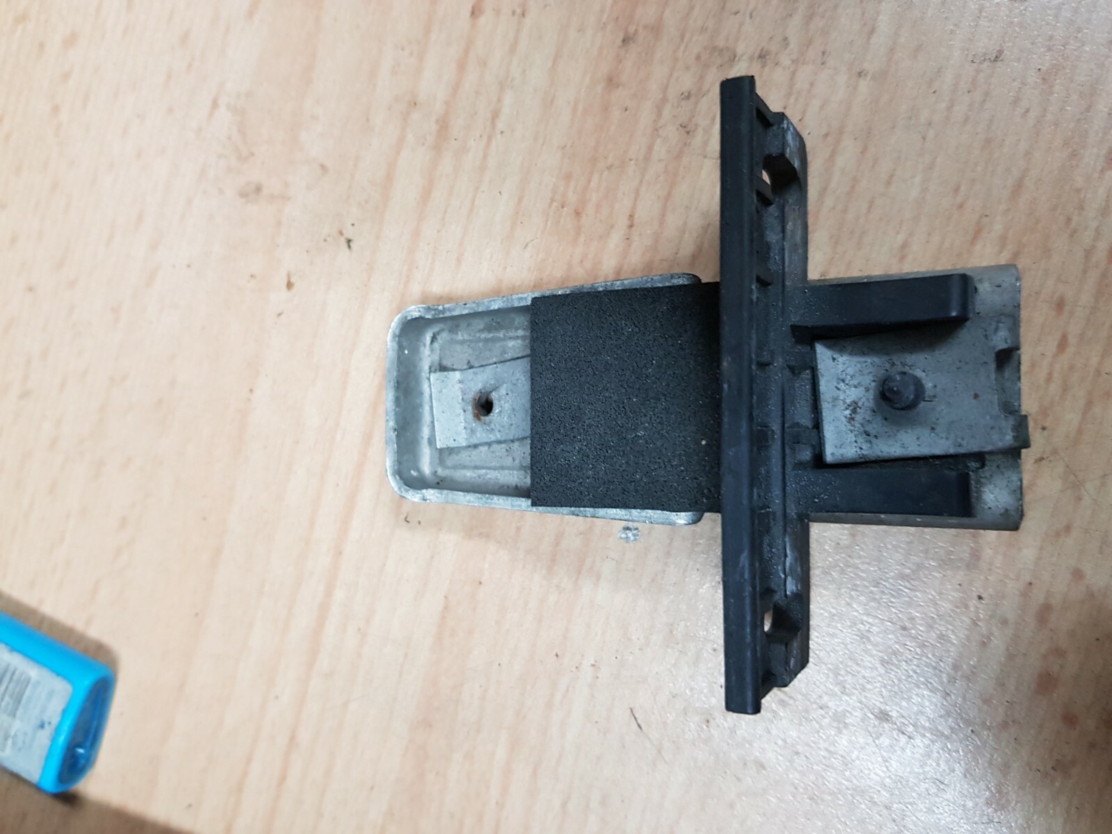 Genuine BMW 5 Series E60 E61 Front M Bumper Center Grille Adapter 