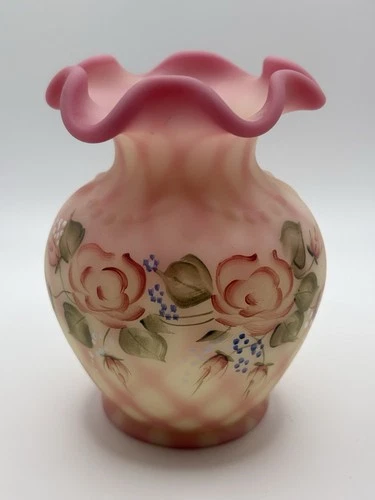 1997 Fenton Burmese Glass Vase Museum Collection Dainty Rose Design