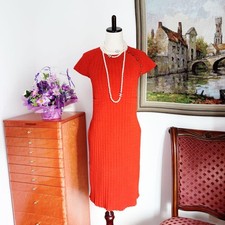 CHANEL Waffle Red Here Mark Knit Dress