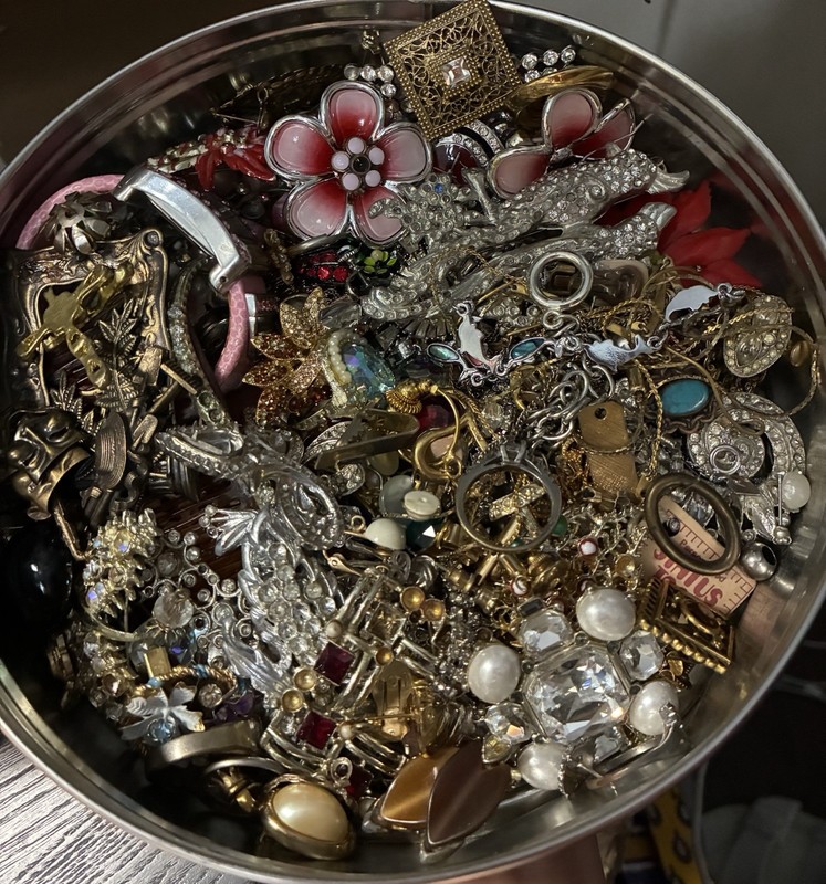 Vintage To Now Jewelry Junk/Craft Large Lot Rhinestone Etc