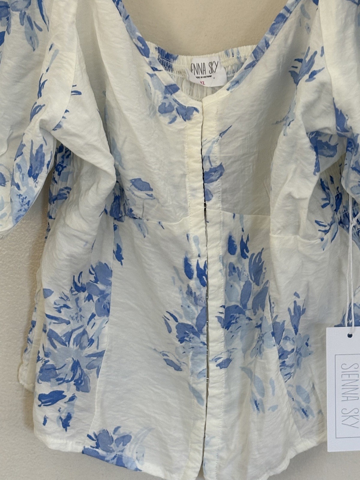NWT Sienna Sky Baby Doll Blouse Blue White Floral Smocked hook eye closure XL