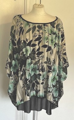 Julipa Floral Short Sleeve Top Size 28 Lined