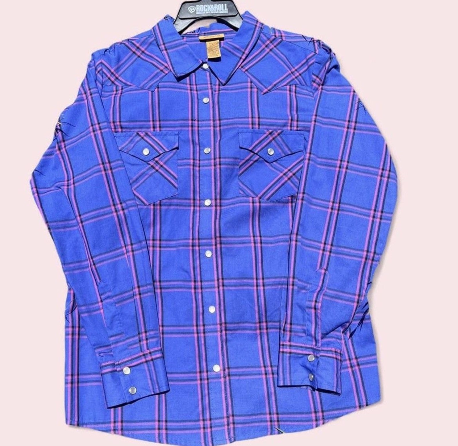 Wrangler 112335507 Women’s Size L Western Plaid, Long Sleeve, Pearl Snap Shirt