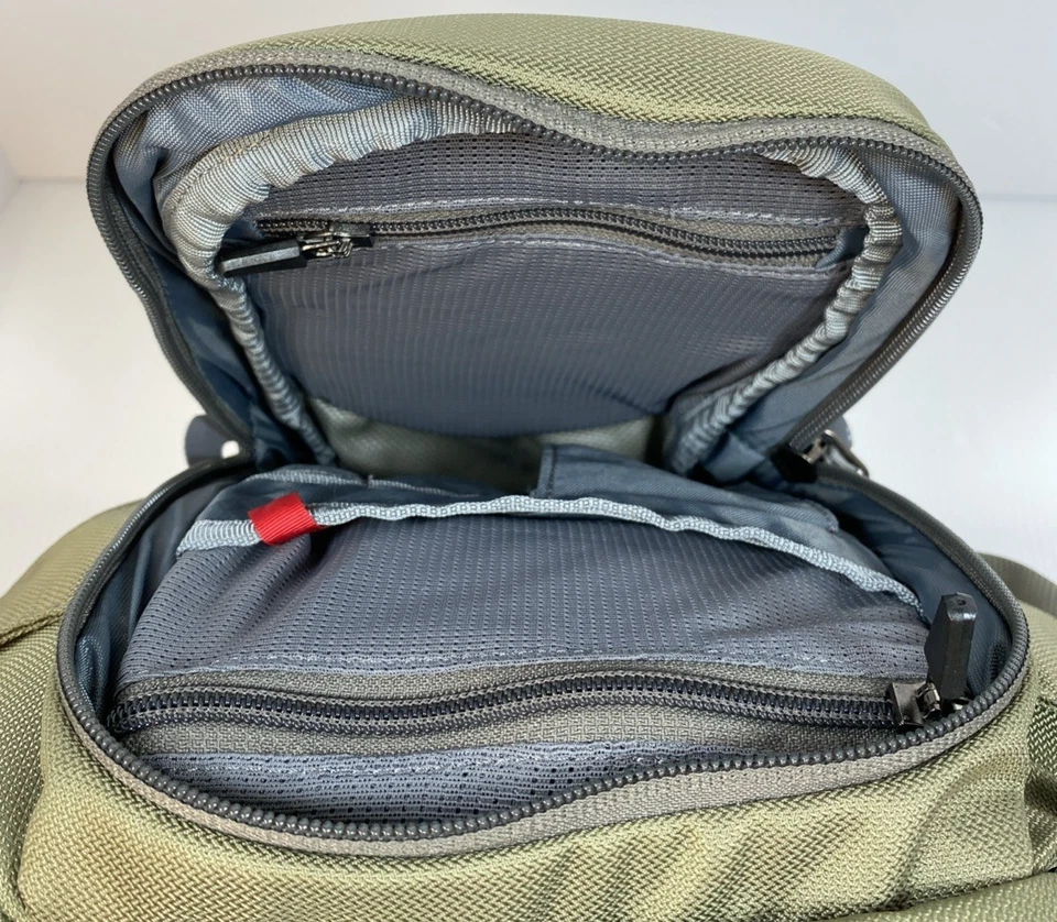 Bolsa para câmera Clik Elite ProBody SLR repórter CE715GR alça de ombro e cintura - Imagem 3 de 4