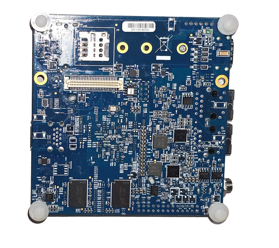 MinnowBoard Turbot Dual-E Intel Atom E3845 2GB RAM Dual Gig Enet SBC +64GB SSD - image 2 of 2