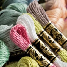 MOULINE' DMC matassina da 8 metri punto croce disponibile in tutti i colori