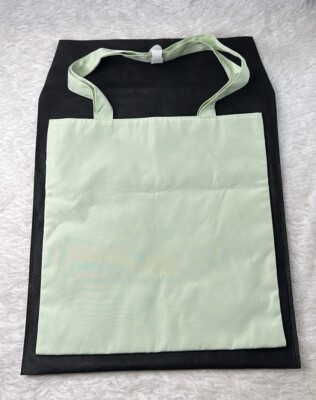 PRADA BEAUTY トートバッグ ライトグリーン　ノベルティ PRADA BEAUTY トートバッグ ライトグリーン ノベルティ - メルカリ