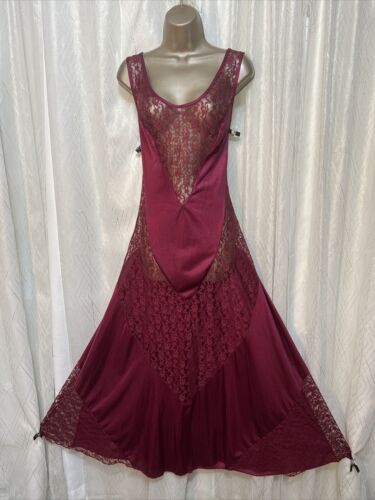 VTG 2X 3X Nightgown Cranberry Nylon Sheer Lace CH… - image 1