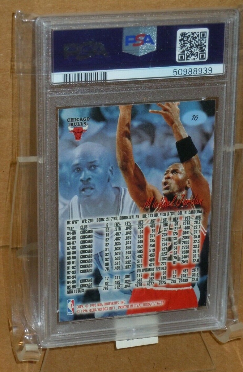 NBAカード PSA8 マイケル ジョーダン 1995-96 Fleer Ultra #25 Michael Jordan PSA 8 Graded