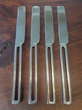 Set of 4 Towle NORDIC Dinner Knives 18/10 Stainless Glossy Indonesia 9" Modern 