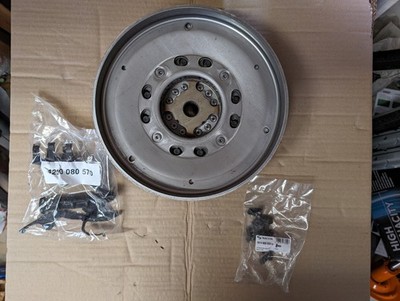 Sachs 2295 001 904 Zweimassenschwungrad für Audi A4 B9 A5 F5 1.4 TFSI S-Tronic