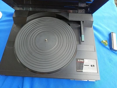 Plattenspieler Fisher Full Automatic Linear Tracking MT-885R - Super Zustand - Bild 1 von 4