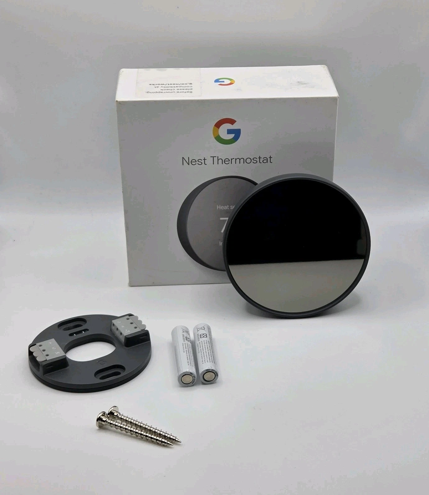 Google Nest G4CVZ Smart Thermostat GA02081-US - Charcoal