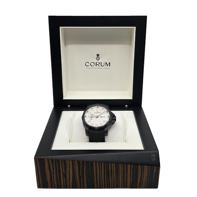 CORUM Admiral's Cup クォーツ腕時計 Corum pay a tribute to the historical Admiral's Cup (1983