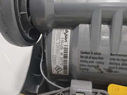 Dyson Cyclone DC07 All Floors Upright Bagless Vacuum Cleaner Yellow - TESTED!!!! - Picture 11 of 13
