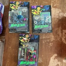 Trendmasters Mars Attacks 1996 Martian Trooper Doom Robot Supreme Cmdr Set