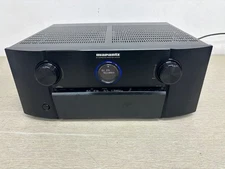 Marantz SR7013 9.2 Channel AV Surround Receiver (powers on)