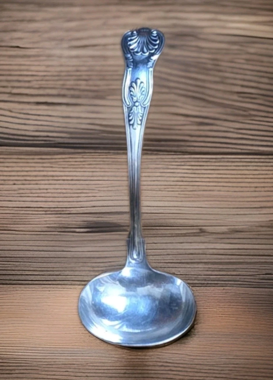 Ladle Kings Servig Spoon/Pattern Made in England EPNS A1