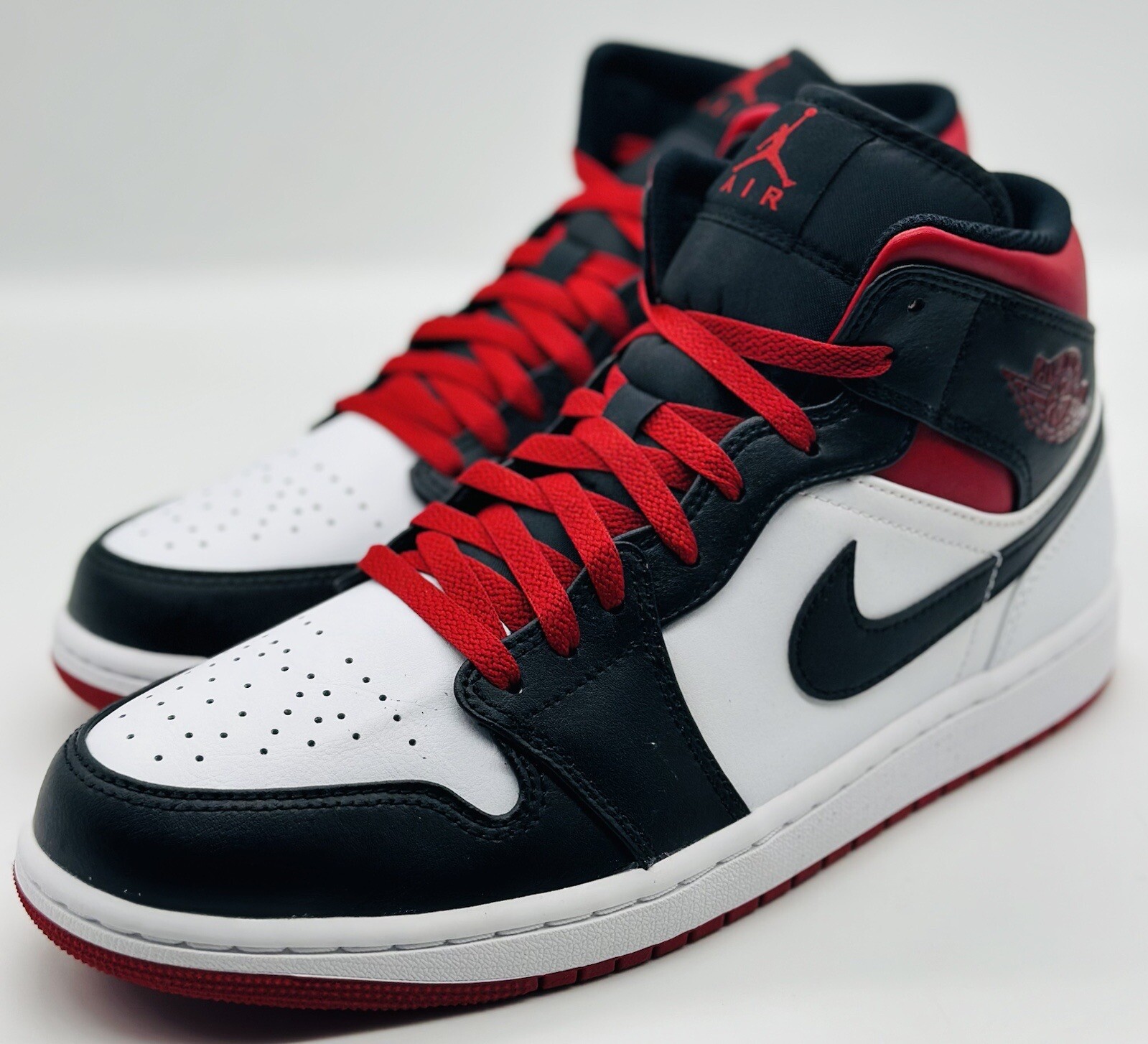 Nike Air Jordan 1 Mid Gym Red White Black NEW Nike Air Jordan 1 Mid White Gym Red Black DQ8426-106 Men's Size 13