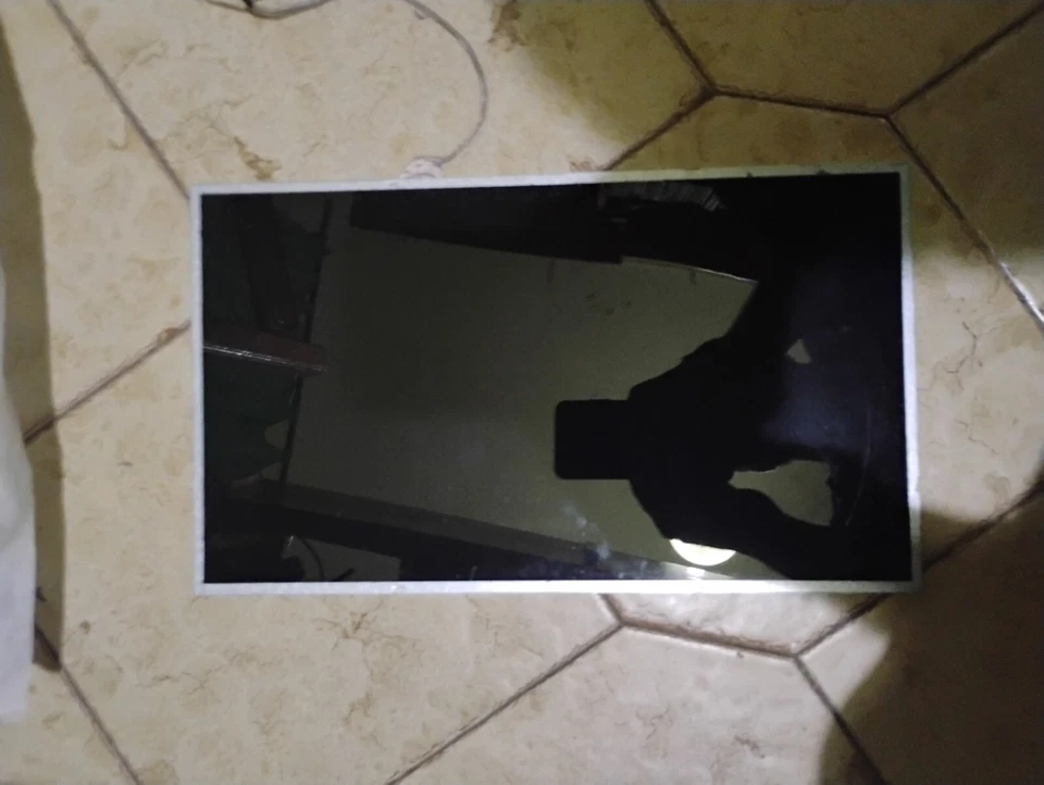 Innolux N156B6-LOB Rev. C1 Per Acer Aspire - Immagine 2 di 4