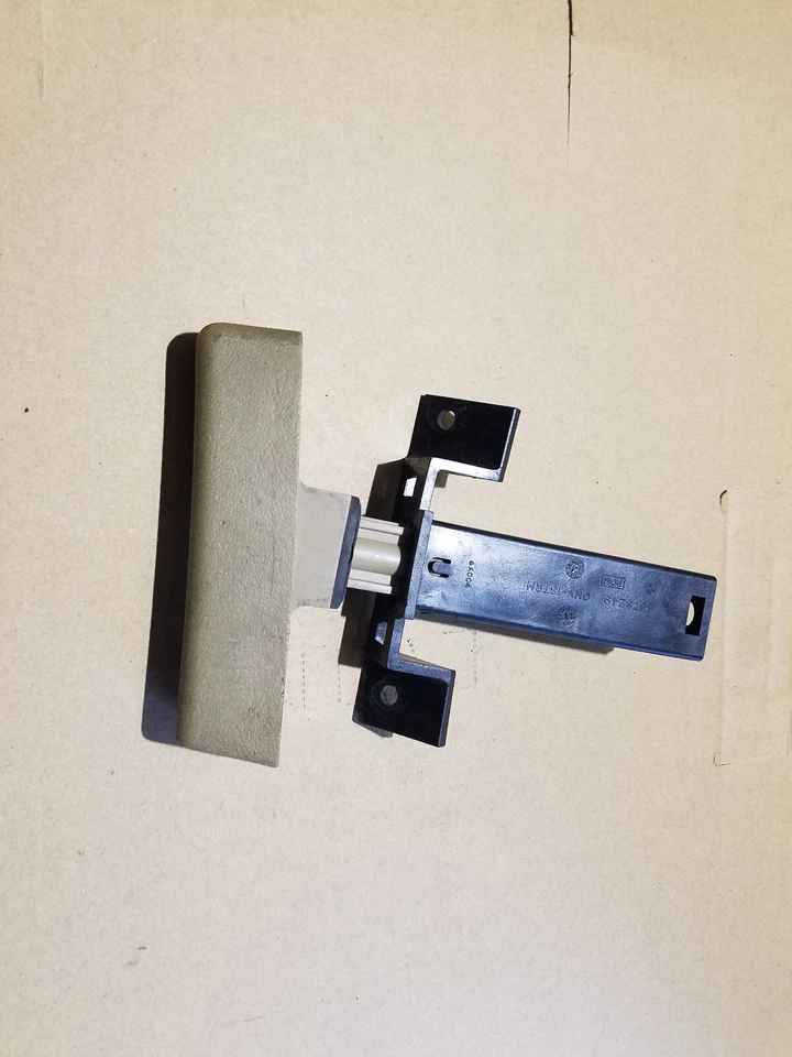 PALANCA DE FRENO DE MANO CHRYSLER GRAND VOYAGER 4678249 DODGE GRAND CARAVAN Foto 2 de 3