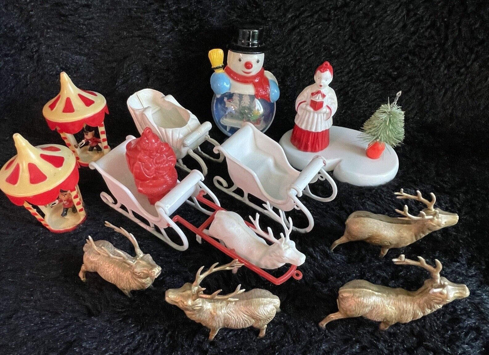 Lot of Vintage Christmas Hard Plastic Decorations Kitsch Deer Santa Sled Snowman
