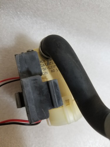 EAU371487 /EAU37148701 OEM LG Kenmore Dryer DRYER Water Pump - Picture 3 of 3