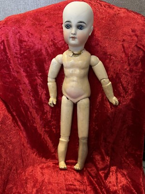 Belle poupée ancienne porcelaine Jumeau Bouche Fermée taille 900